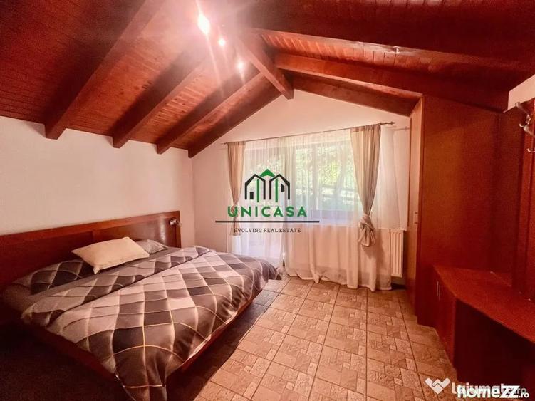 Casă cu 7 camere cu Teren 2560 Mp în Voineșița