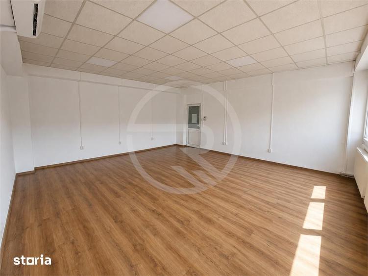 Spațiu comercial, de 130 mp, în Baciu