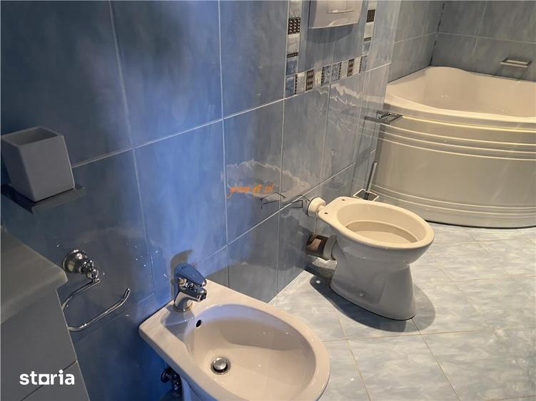 Apartament cu 3 camere decomandat în Ultracentral