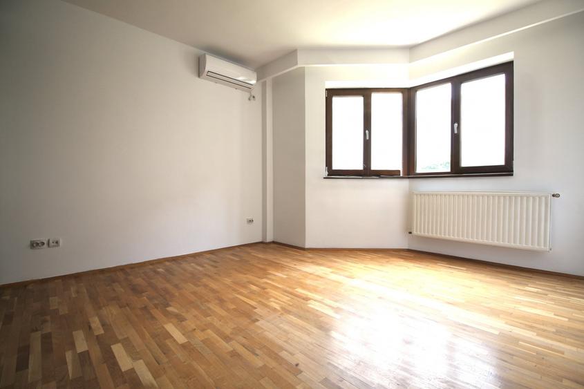 Apartament cu 4 camere decomandat, mobilat în Prelungirea Ghencea