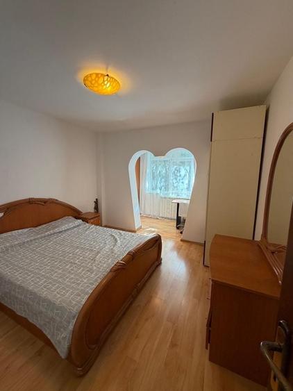 Apartament cu 2 camere decomandat în Exterior Vest