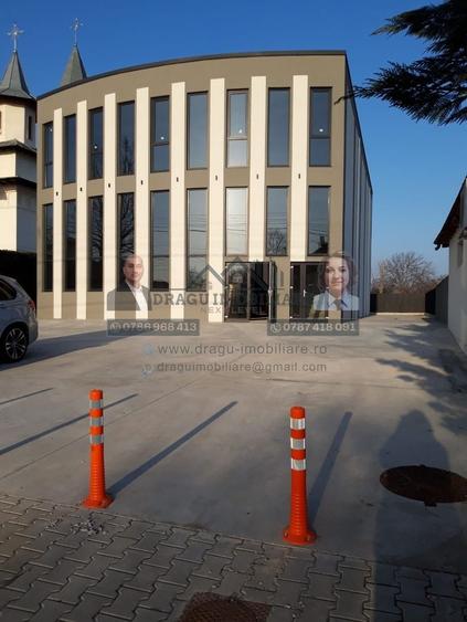 Spațiu comercial, de 440 mp, în Umbrărești-Deal