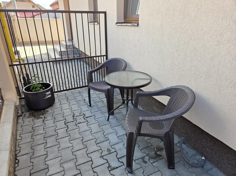 Casă cu 3 camere în Bărăbanț