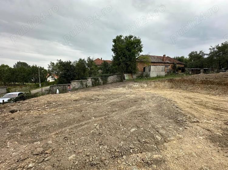 Teren de 4242 mp, în Chistag