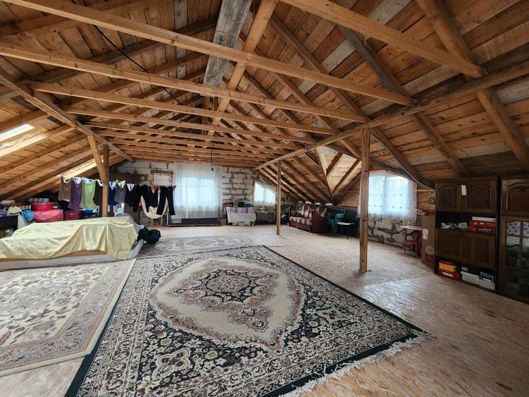 Casă individuală cu 5 camere cu Teren 513 Mp în Cug
