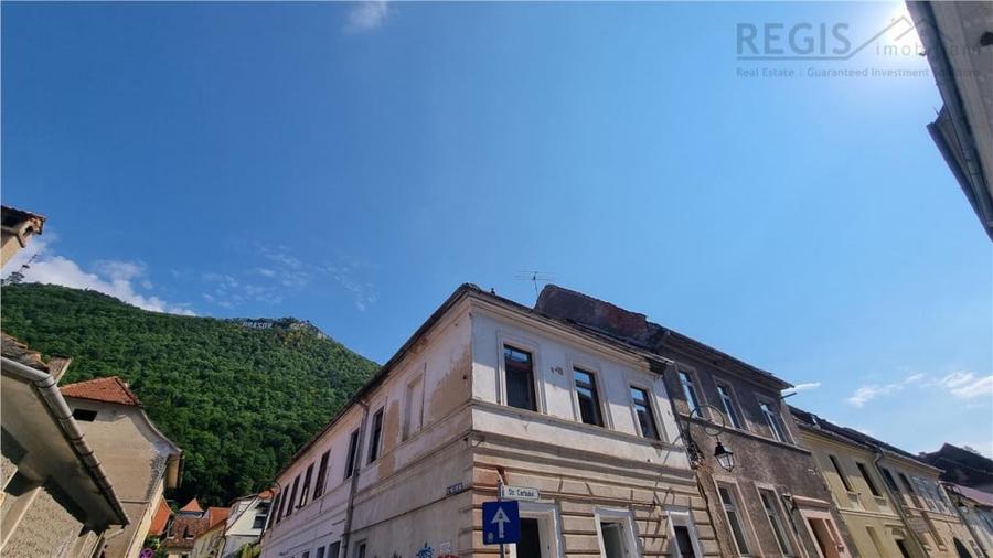 Apartament cu 2 camere semidecomandat în Centrul Istoric