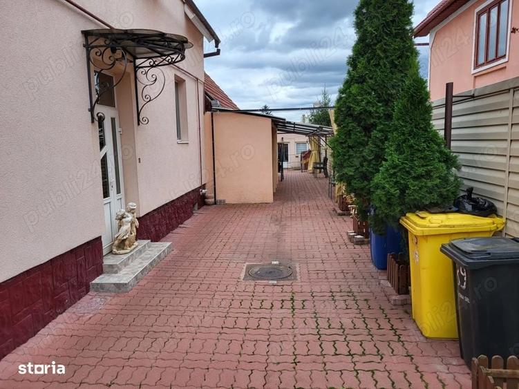 Casă cu 4 camere cu Piscina în Turnișor