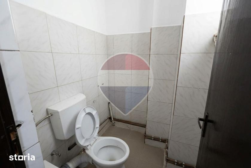 Spațiu comercial, de 100 mp, în Central