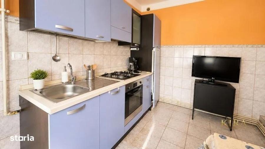 Casă cu 4 camere decomandat cu Teren 700 Mp în Central