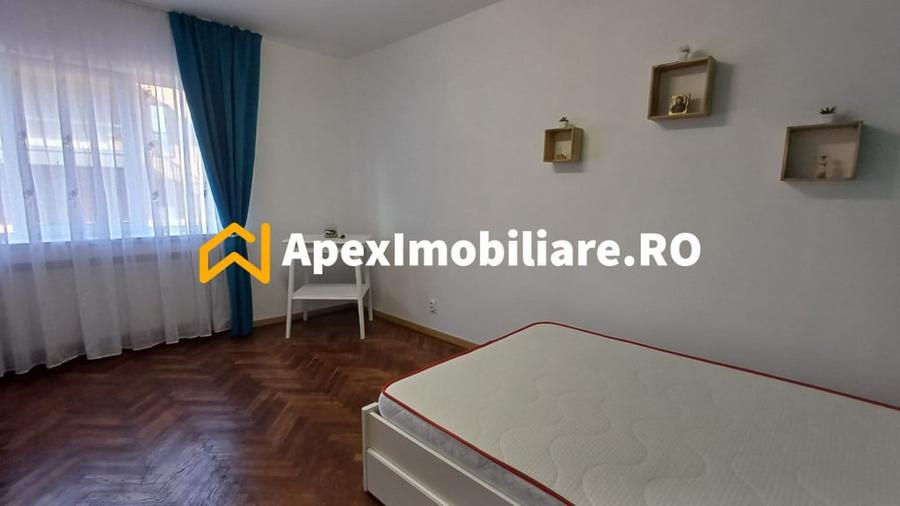 Apartament cu 2 camere semidecomandat în Cișmigiu