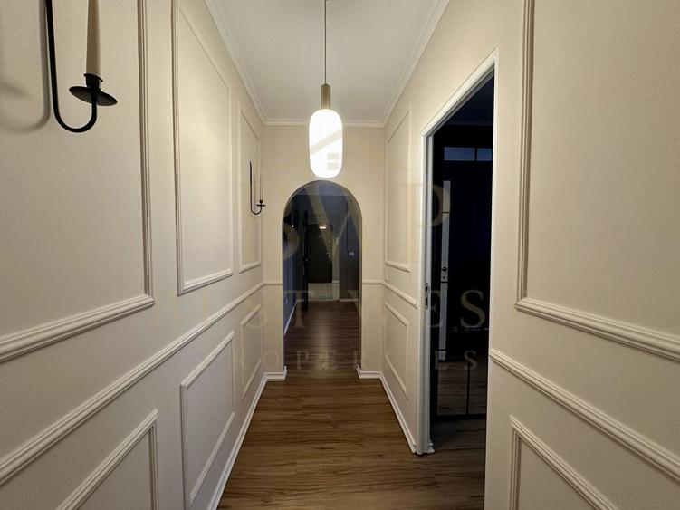 Apartament cu 3 camere semidecomandat, mobilat în Cetății