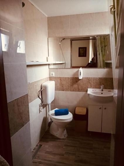 Garsonieră decomandată în Central