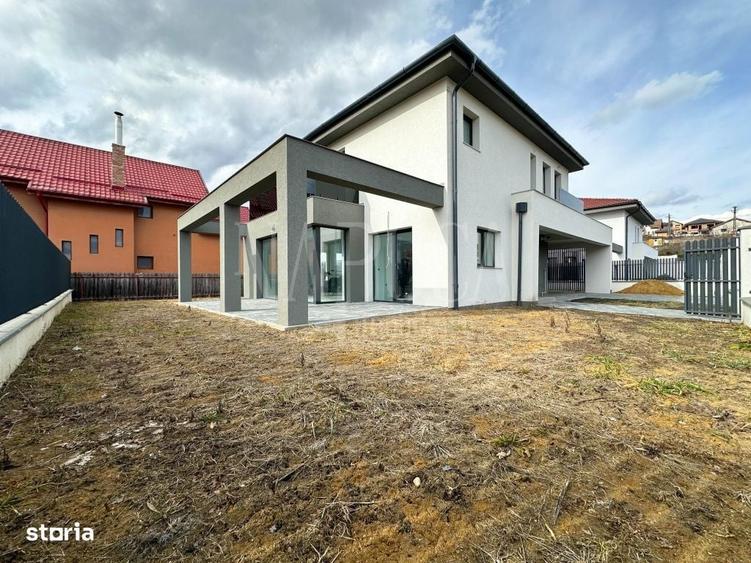 Casă cu 4 camere cu Teren 509 Mp în Central
