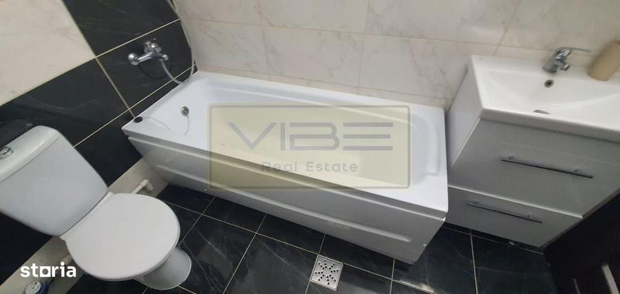 Garsonieră decomandată în Central