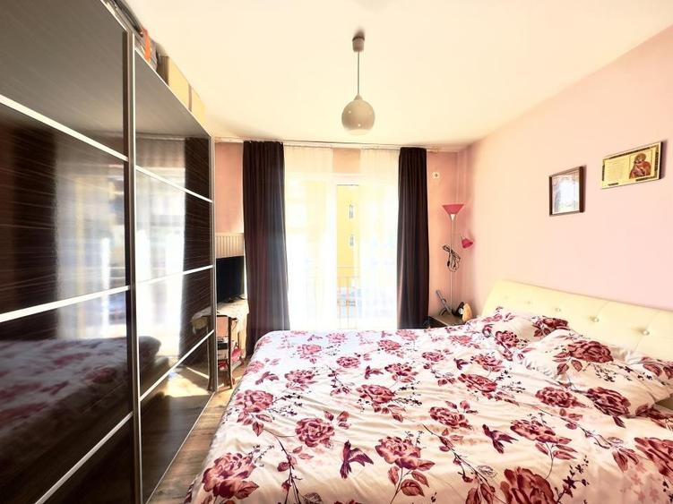 Apartament cu 2 camere decomandat în Florești