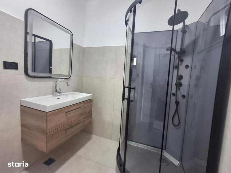 Casă cu 4 camere în Bucium