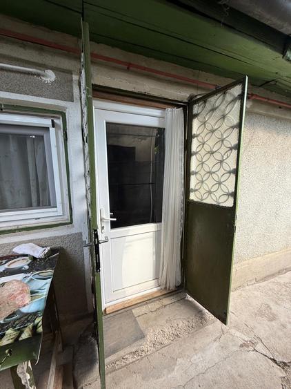 Casă individuală cu 3 camere cu Canalizare în Chitila