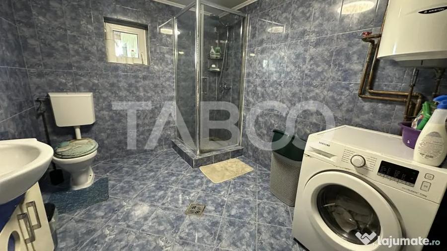 Casă cu 4 camere cu Teren 500 Mp în Poplaca