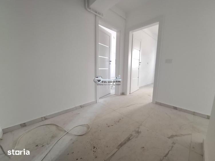 Apartament cu 2 camere decomandat în Galata