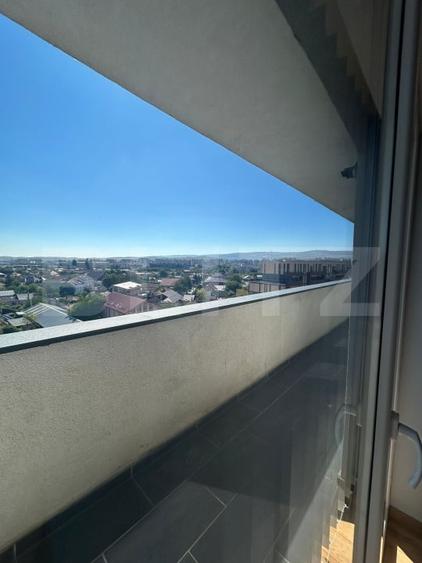 Apartament cu 3 camere semidecomandat, mobilat în Mărăști