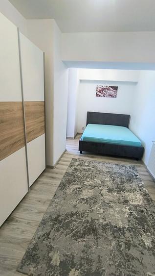 Garsonieră decomandată în Central