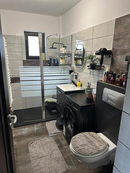 Apartament cu 2 camere decomandat în Exterior Vest