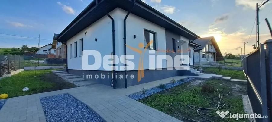 Casă cu 4 camere cu Teren 498 Mp în Miroslava