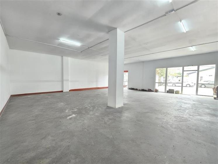 Spațiu comercial, de 211 mp, în Ștefan cel Mare