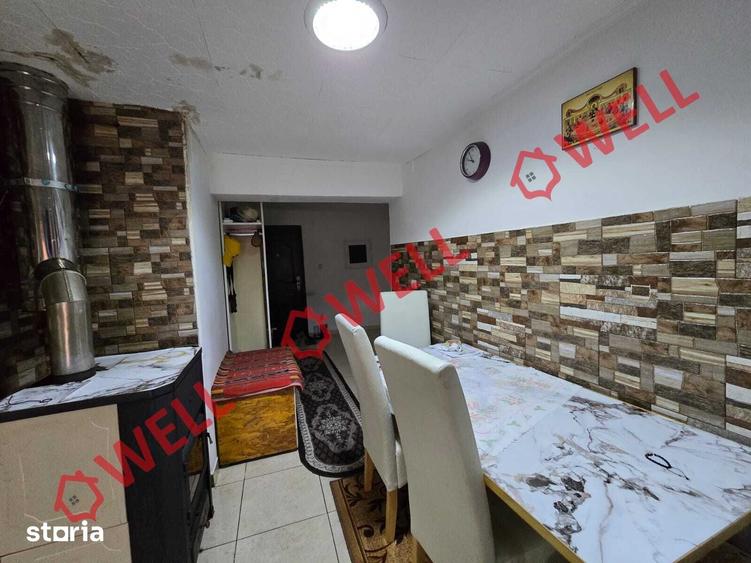 Casă cu 4 camere cu Teren 3233 Mp în Central