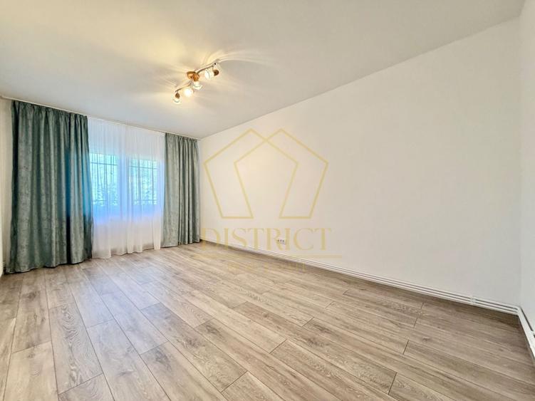 Apartament cu 3 camere decomandat, mobilat în Girocului