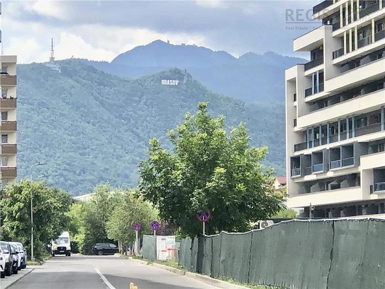 Pret negociat - Garsoniera spatioasa cu parcare bloc nou 3 minute de Coresi - 4