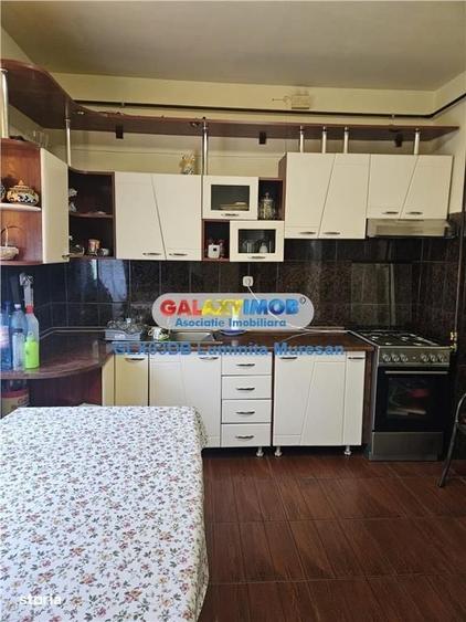 Casă cu 4 camere în Valea