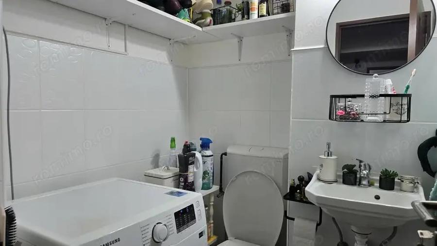 Apartament cu 3 camere decomandat în Zarand