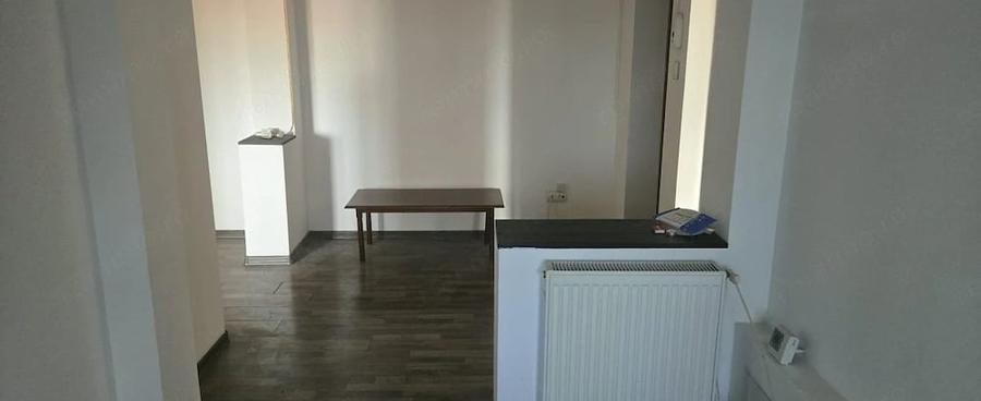 De vanzare apartament 2 camere decomandat | Zona 8 Mai - 14