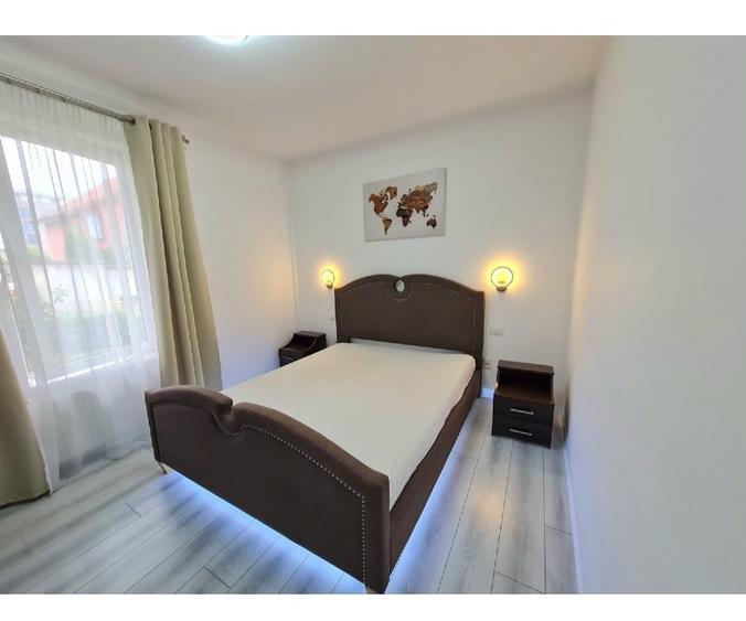 Apartament cu 2 camere decomandat, mobilat în Europa
