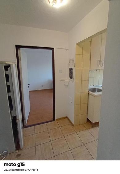 Apartament cu 2 camere decomandat în Veteranilor