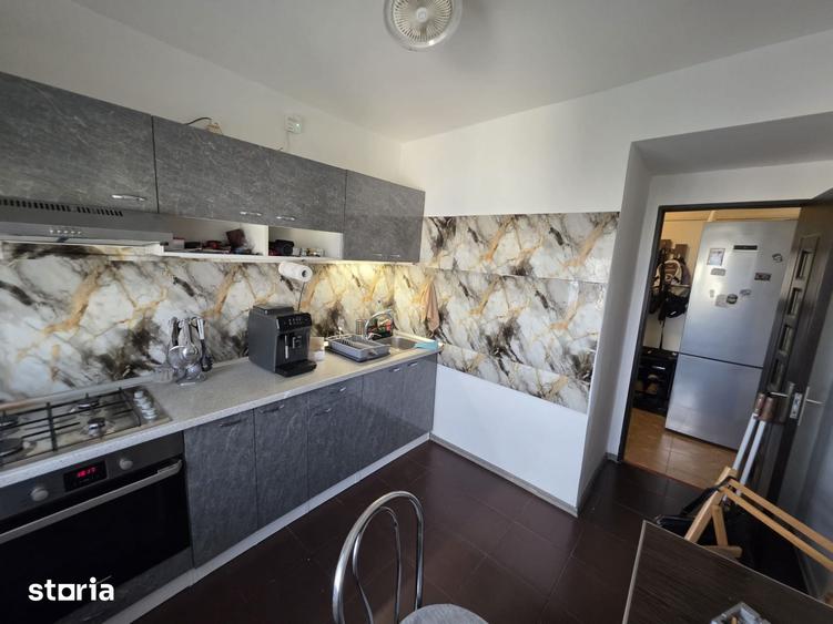 Apartament cu 3 camere decomandat în Militari