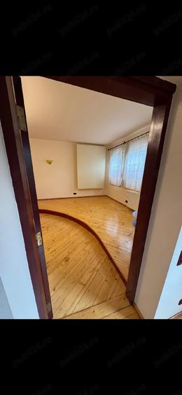 Casă cu Teren 190 Mp în Centrul Civic