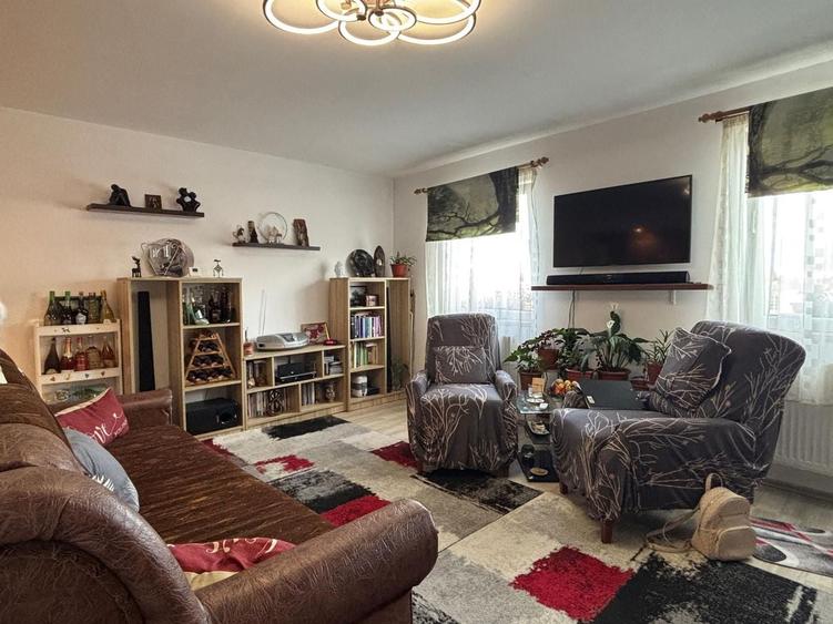 Apartament cu 2 camere, mobilat în Terezian