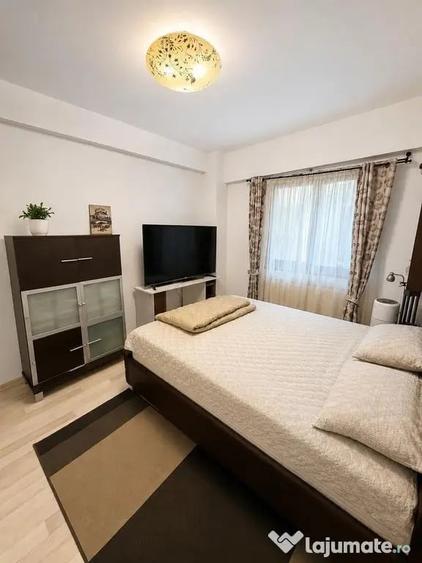 Apartament cu 3 camere decomandat în Bucium