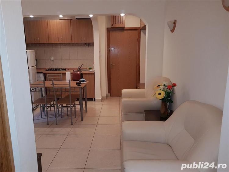 Apartament cu 2 camere decomandat în Neptun
