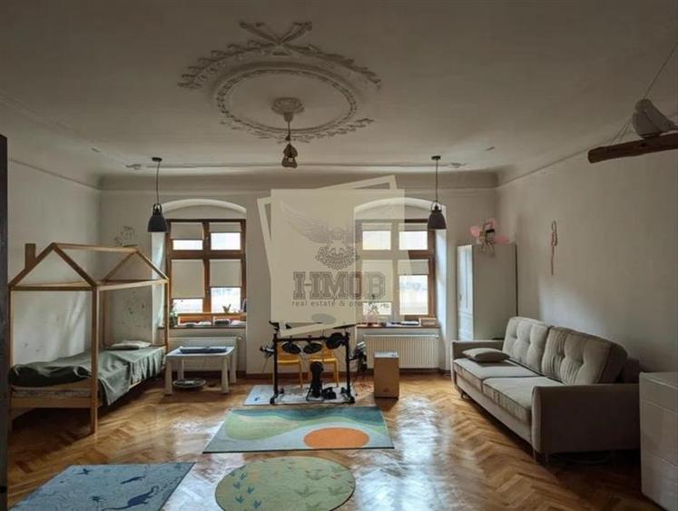 Apartament cu 3 camere decomandat, mobilat în Aeroport