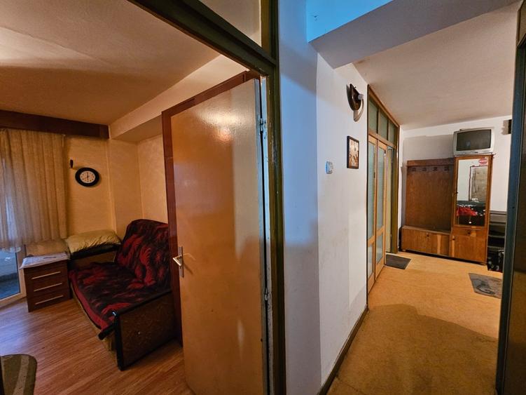 Apartament cu 3 camere decomandat în Mihai Eminescu