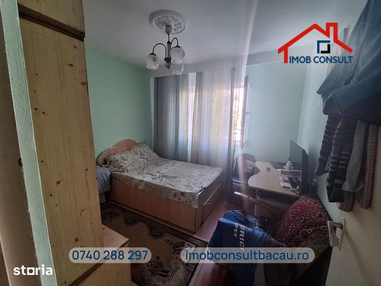 Apartament cu 3 camere decomandat în Banca Națională