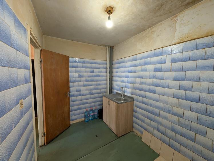 Apartament cu 3 camere decomandat în Drumul Taberei