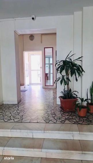 Apartament cu 2 camere decomandat în Decebal