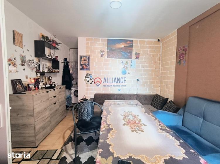 Casă cu 6 camere cu Teren 108 Mp în Tomis I