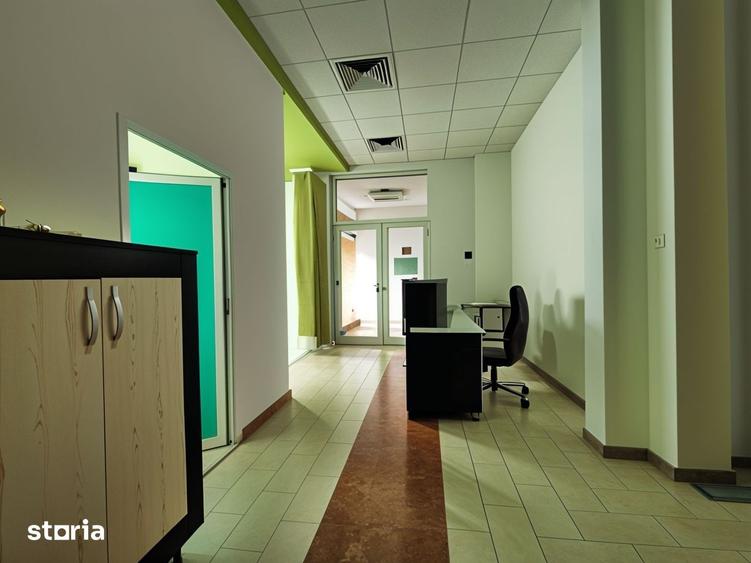 Spatiu comercial/ birouri ultracentral - Piata Gojdu, Oradea, INCHIRIE - 10