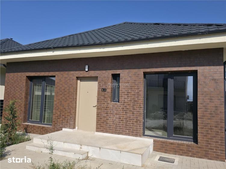 Casă cu 3 camere cu Teren 200 Mp în Tunari
