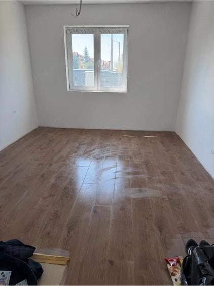 Casă cu Teren 440 Mp în Dudeștii Noi